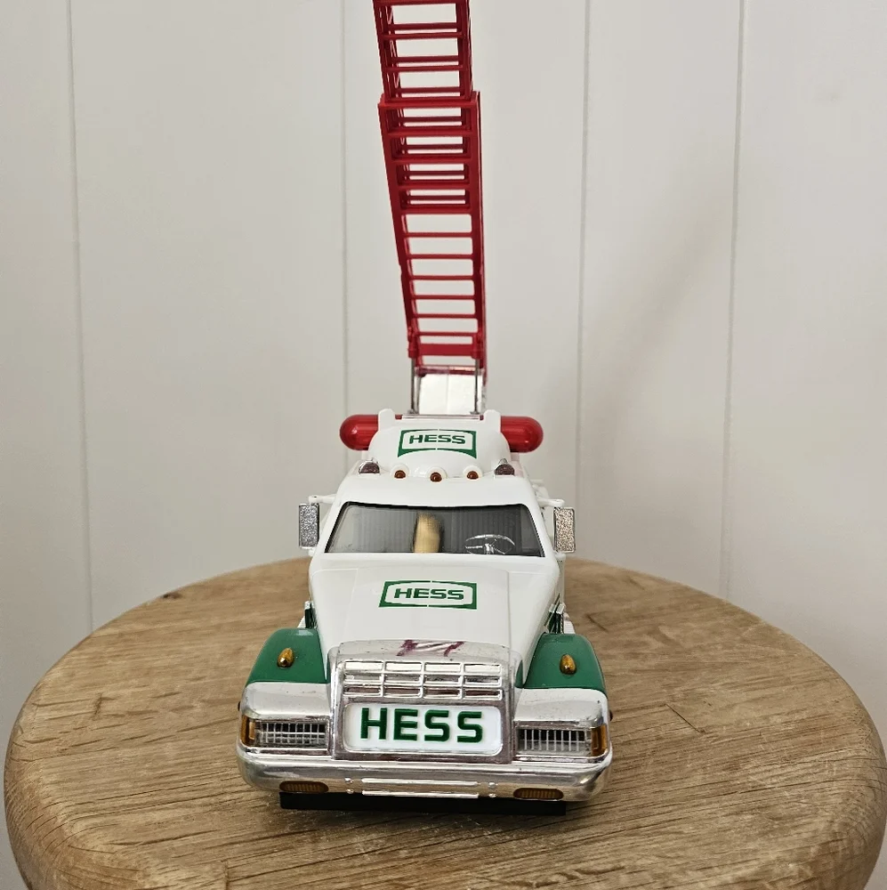Vintage 1994 Collectible Hess Gasoline Truck